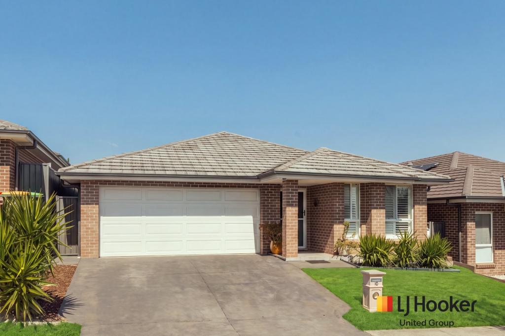 10 AKUNA ST, GREGORY HILLS, NSW 2557