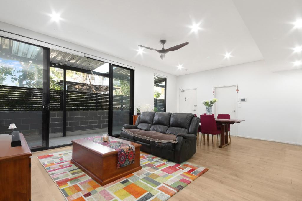 G03/147 Great Western Hwy, Mays Hill, NSW 2145