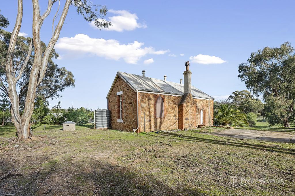 38 Middle Rd, Bromley, VIC 3472