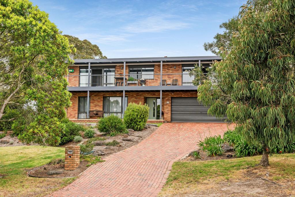 36 Walara Dr, Mount Martha, VIC 3934