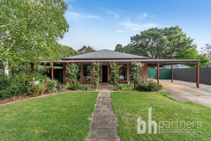 24 Olivedale St, Birdwood, SA 5234