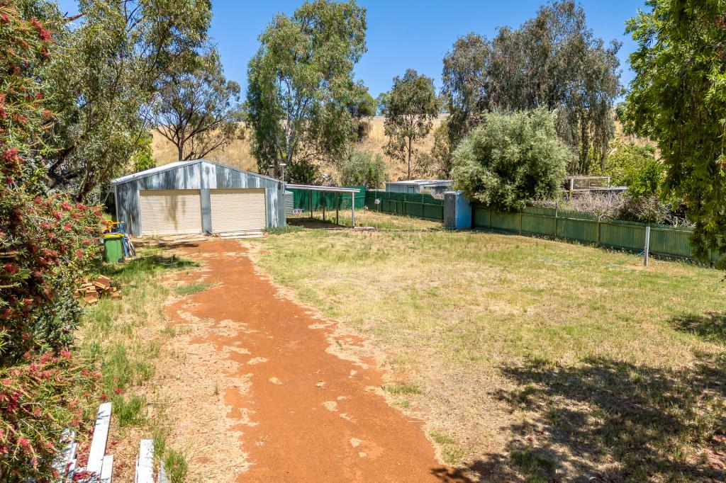 13 Dick St, Northam, WA 6401