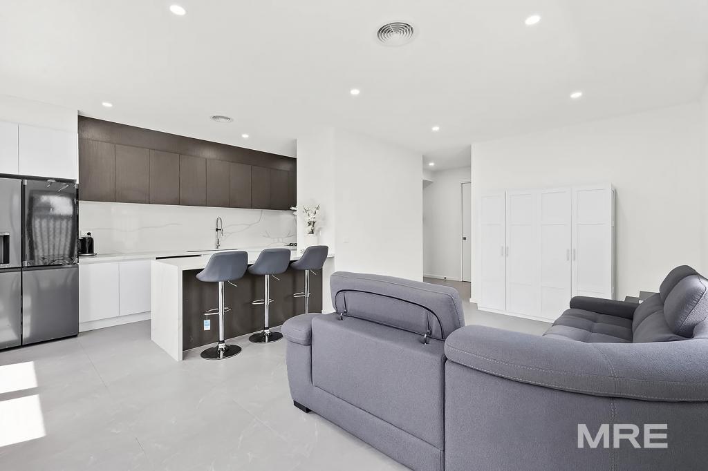 2/19 Churchill St, Glenroy, VIC 3046