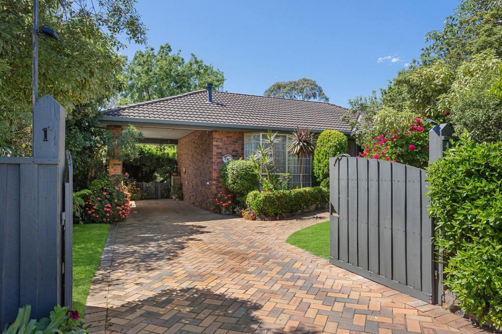 1 Anne St, Rosebud, VIC 3939