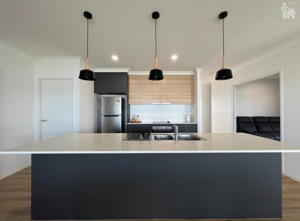 84 Martin St, Point Vernon, QLD 4655