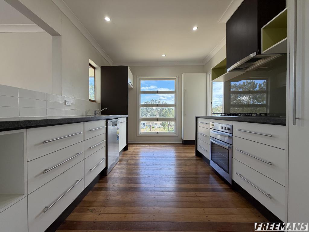 81-83 Brisbane St, Nanango, QLD 4615