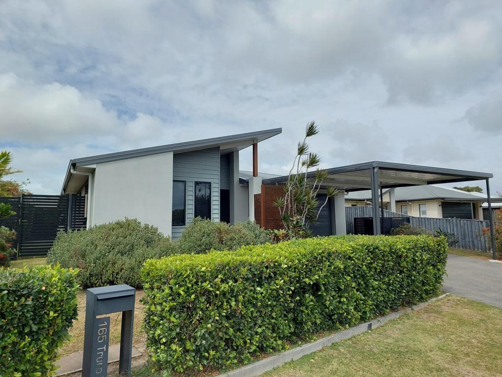 165 Truro St, Urangan, QLD 4655