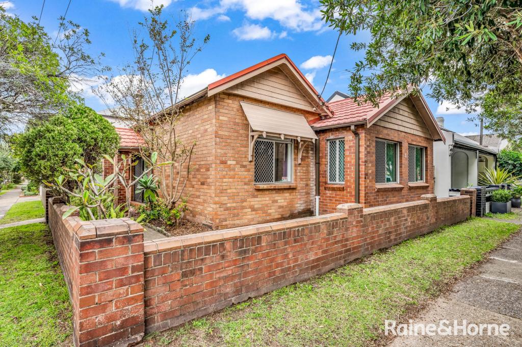 3 Cleary St, Hamilton, NSW 2303