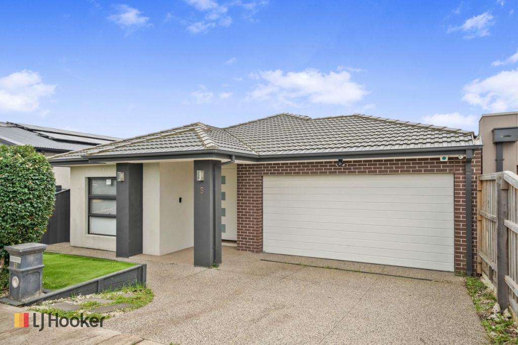 5 FELICITY RD, DONNYBROOK, VIC 3064