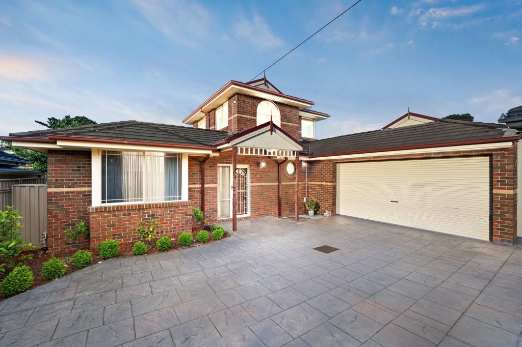 2/7 FAIRHILLS PDE, GLEN WAVERLEY, VIC 3150