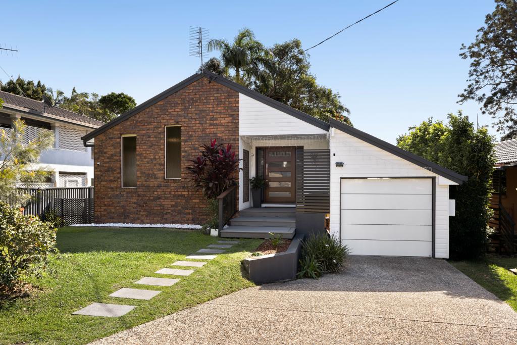 19 Oloway Cres, Alexandra Headland, QLD 4572