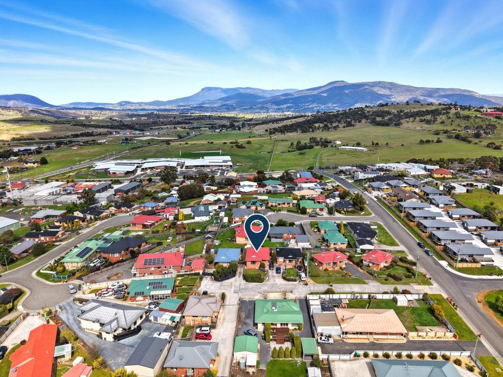 2/12a Morrison St, Brighton, TAS 7030