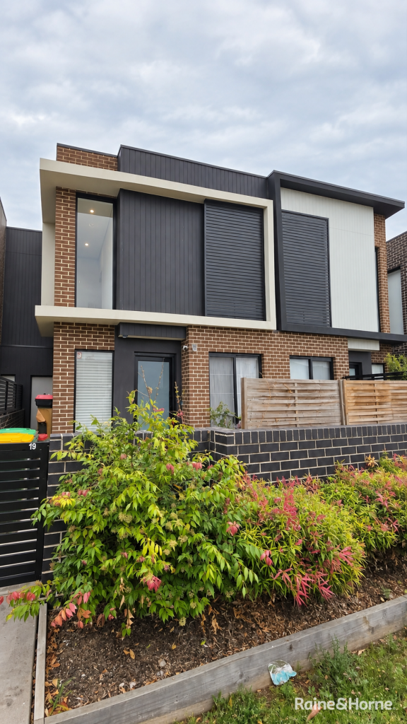 19/30 Isabella Cres, Glenfield, NSW 2167