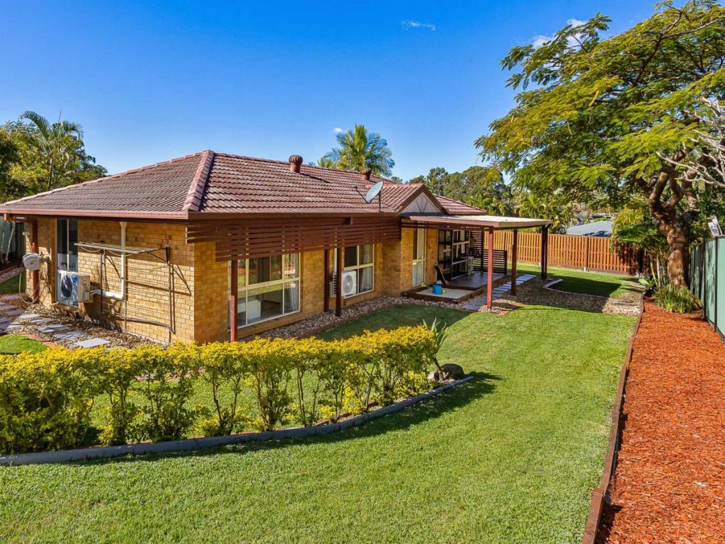 17 Birdsville St, Mudgeeraba, QLD 4213