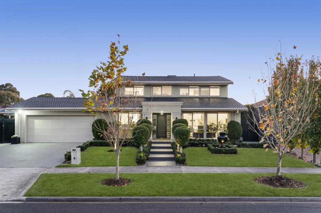 30 Rutherglen Way, Taylors Lakes, VIC 3038