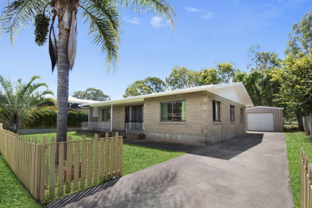 17 Delisser Ave, Toorbul, QLD 4510