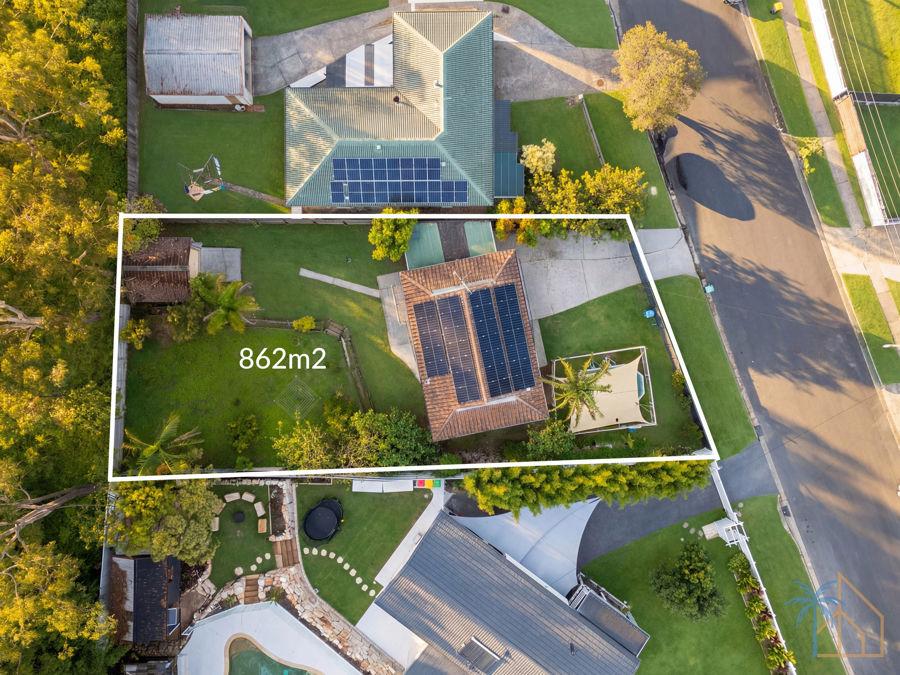 23 Darling Cres, Molendinar, QLD 4214