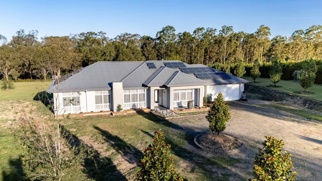 8 Bull Hill Rd, Tinonee, NSW 2430