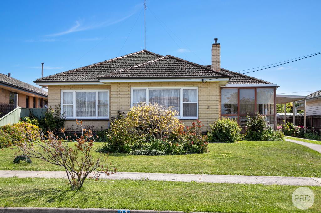 21 Eton St, Wendouree, VIC 3355