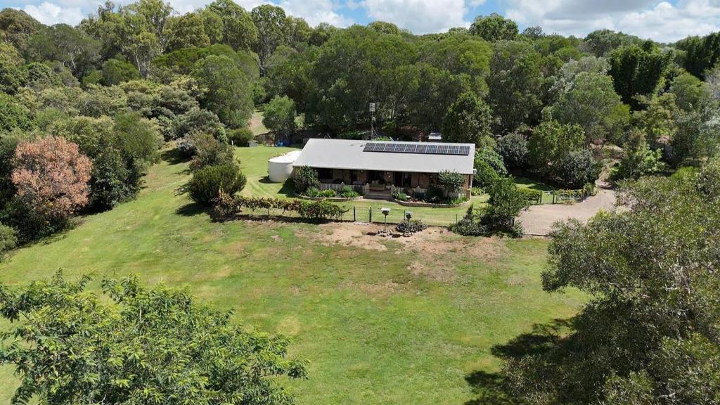 37 Calvert Rd, East Nanango, QLD 4615