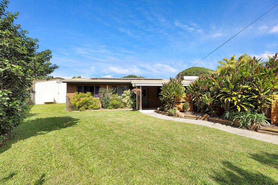 4 Colby Ct, Beaconsfield, QLD 4740