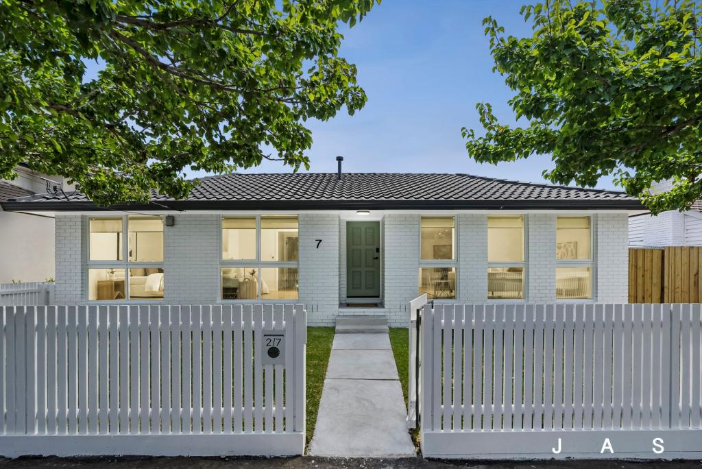 2/7 Gordon Pde, Yarraville, VIC 3013