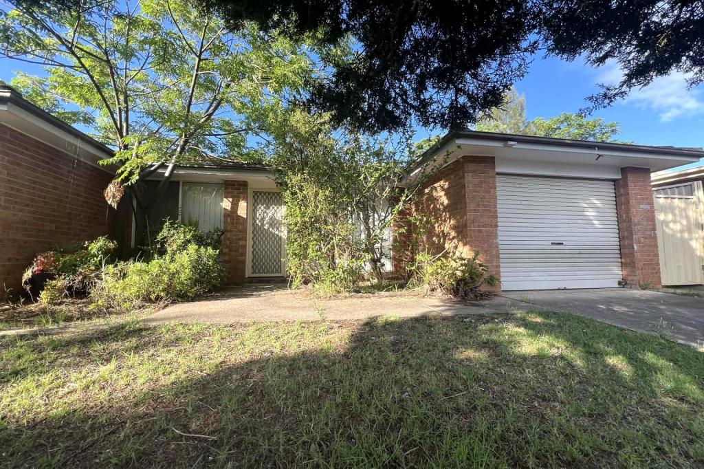19 Marcellus Pl, Rosemeadow, NSW 2560