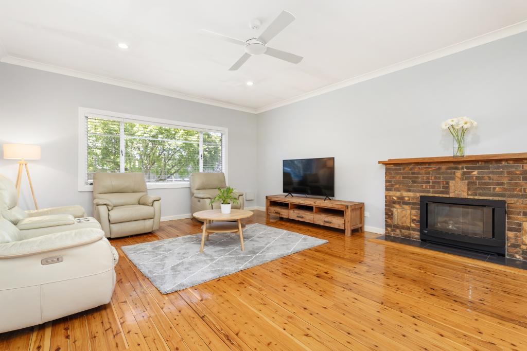 541 Comans Ave, Lavington, NSW 2641