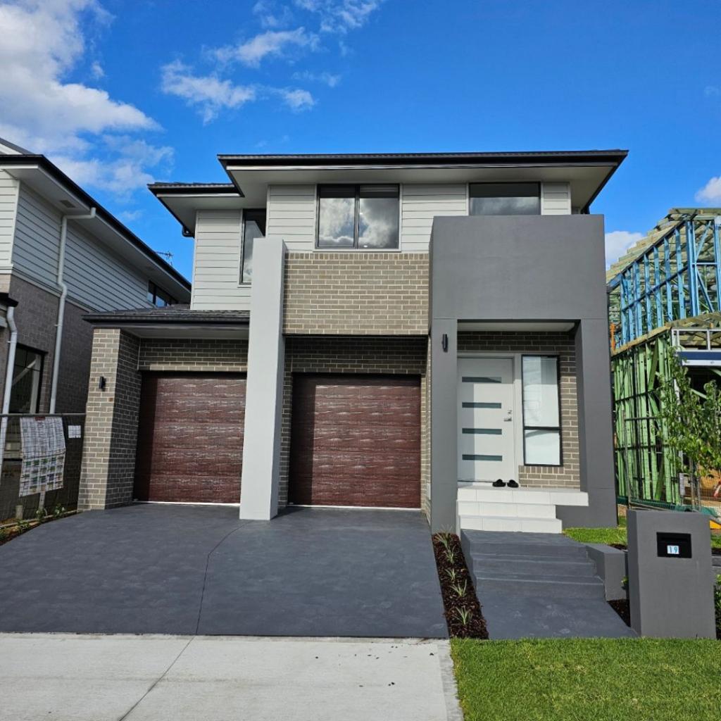 19 Brilliant St, Rouse Hill, NSW 2155