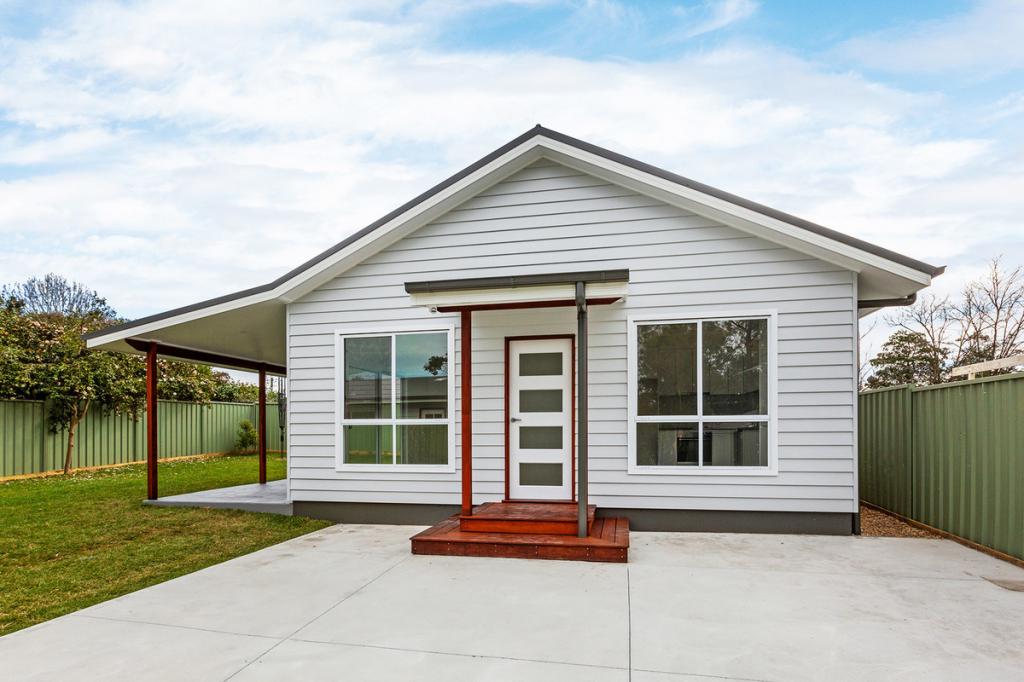 8a Boronia Cres, Winmalee, NSW 2777