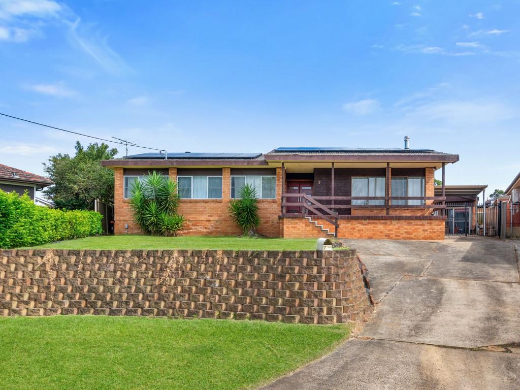 7 Orchard Pl, Ingleburn, NSW 2565