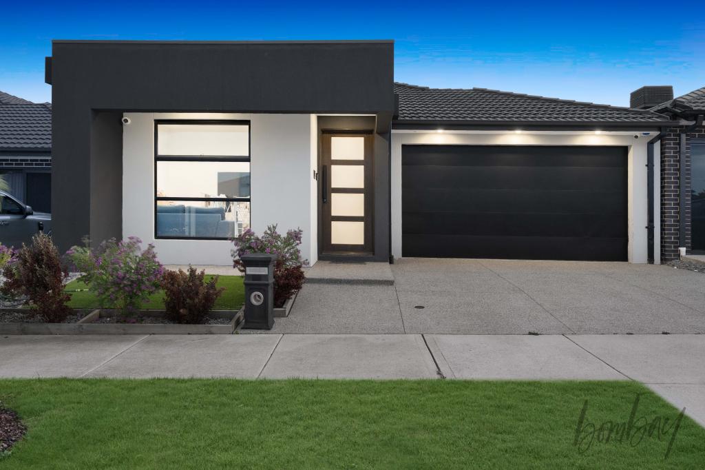 11 Akashi Cres, Craigieburn, VIC 3064