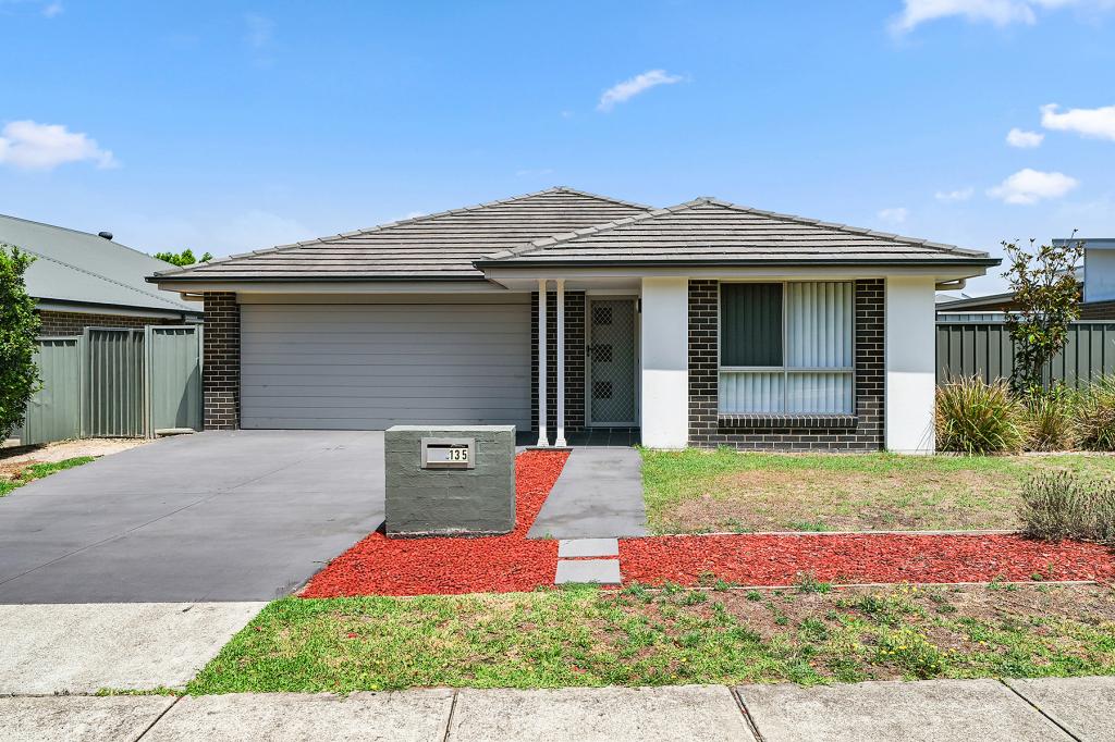 135 Dune Dr, Fern Bay, NSW 2295