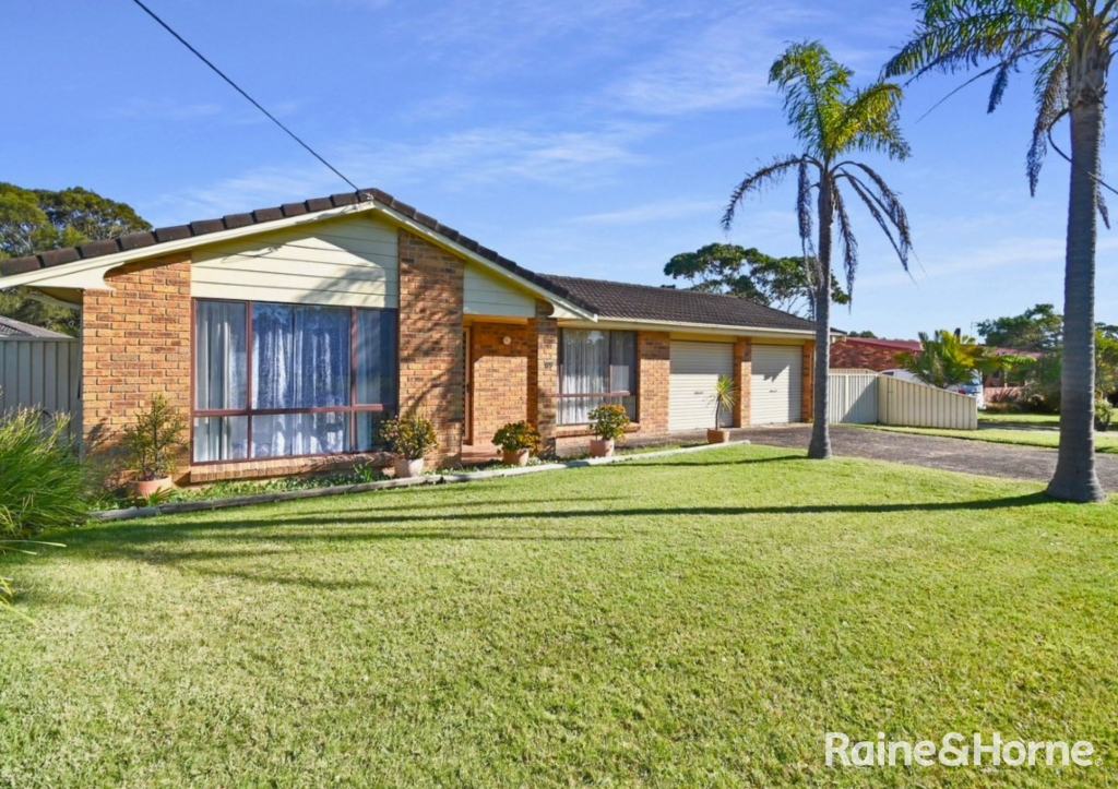 89 Prince Edward Ave, Culburra Beach, NSW 2540