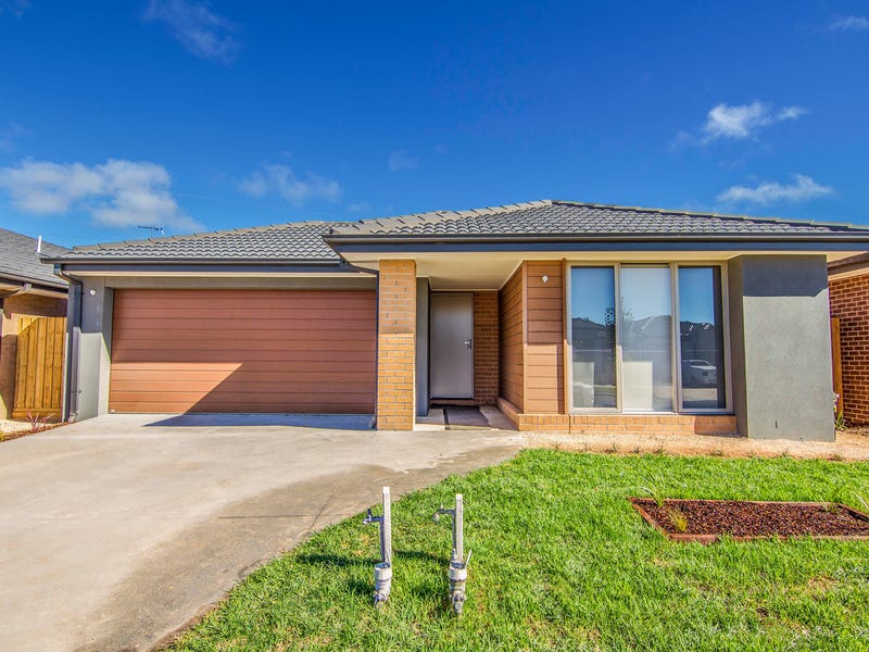 18 Flanagan Cl, Armstrong Creek, VIC 3217