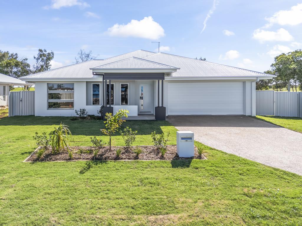 48 GOLF VIEW DR, CORAL COVE, QLD 4670