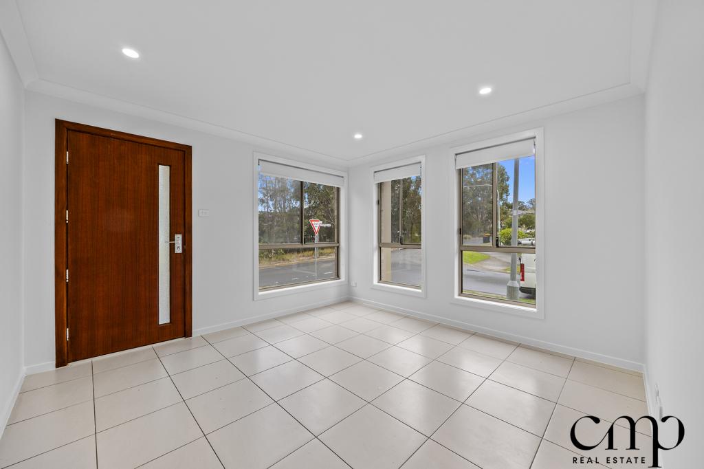 14 Merlin St, Middleton Grange, NSW 2171