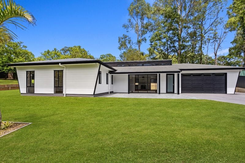 8 Crane Cres, Nerang, QLD 4211