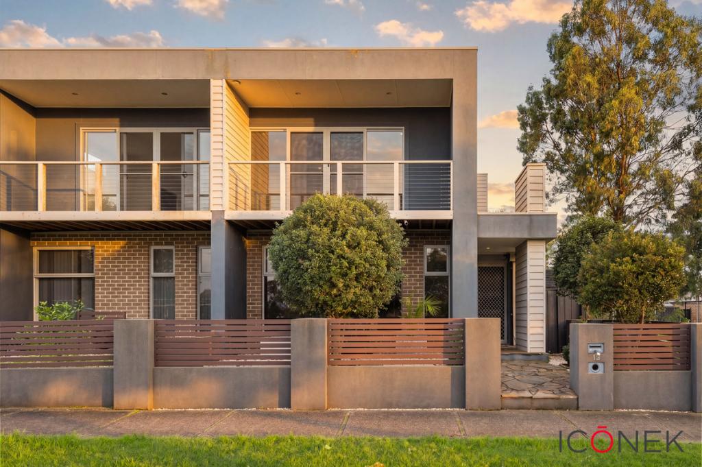 13 Carlow Walk, Lalor, VIC 3075