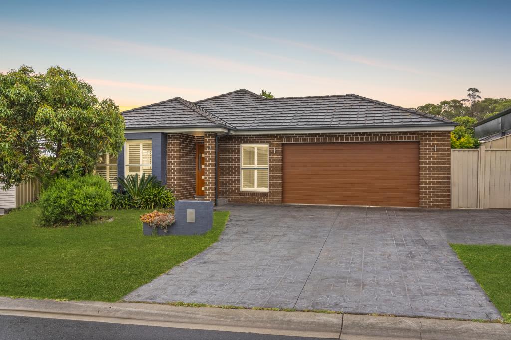 15 LANCASTER ST, GREGORY HILLS, NSW 2557