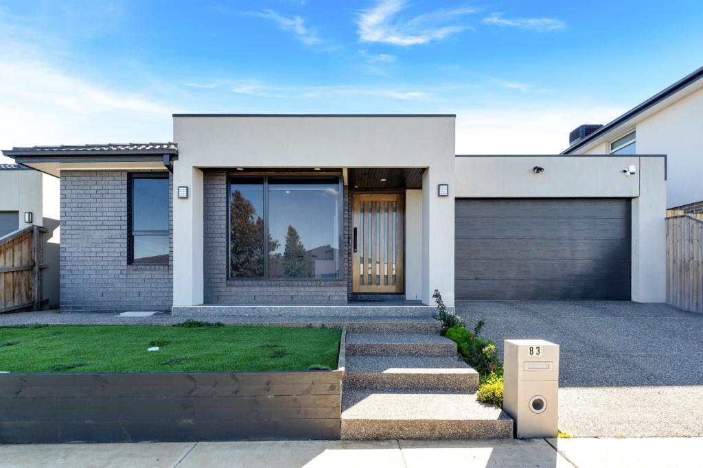 83 MADURA PROM, MICKLEHAM, VIC 3064