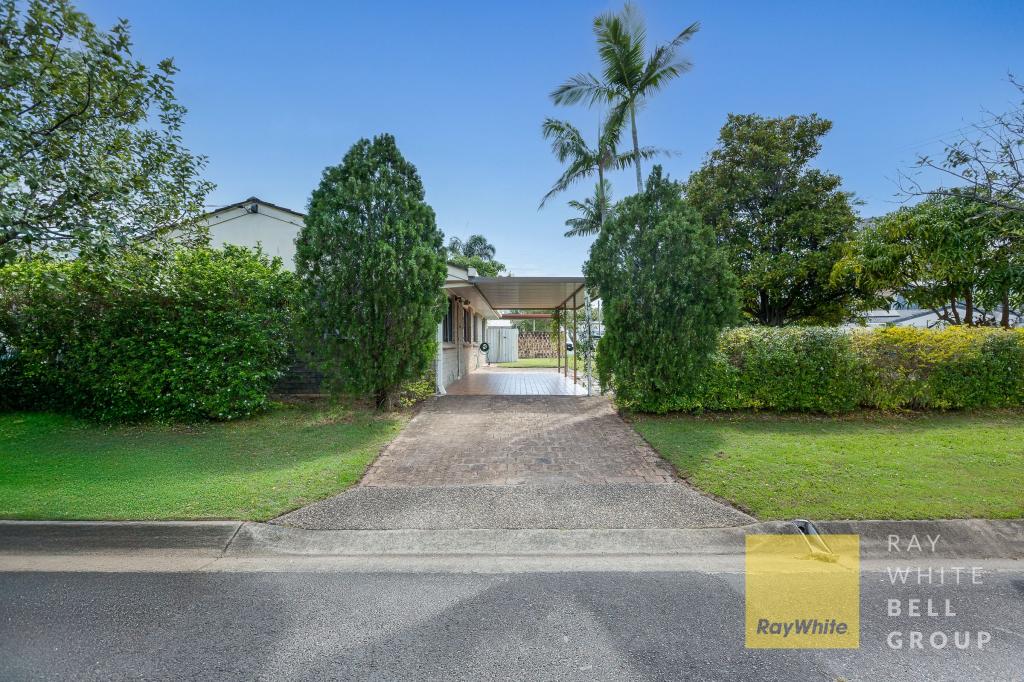 75 Savoy Dr, Broadbeach Waters, QLD 4218