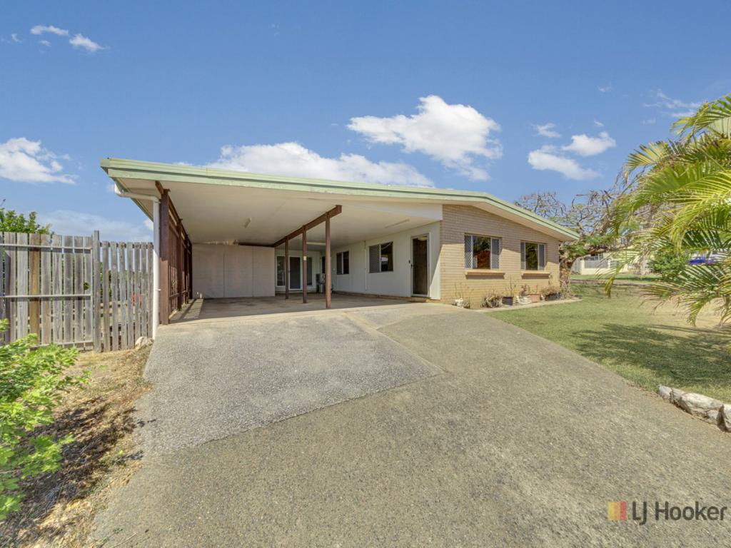 13 HANSEN CRES, CLINTON, QLD 4680