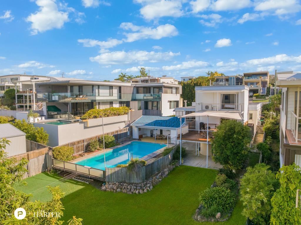 94 Oceana Tce, Manly, QLD 4179
