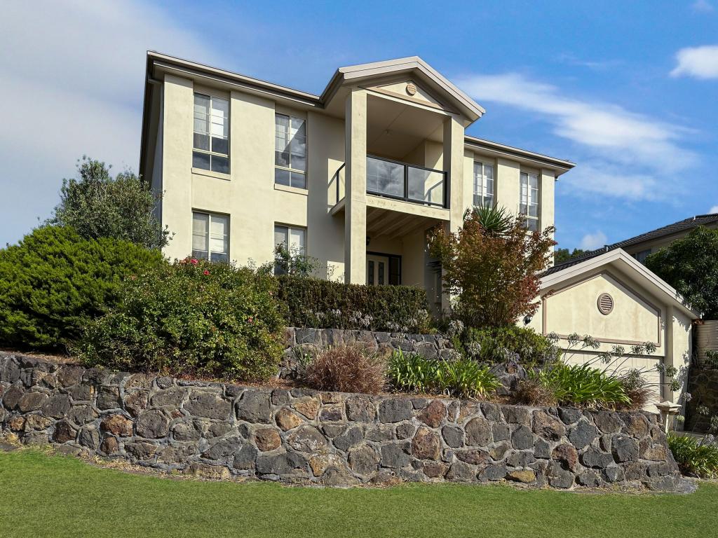 16 Victory Way, Highton, VIC 3216