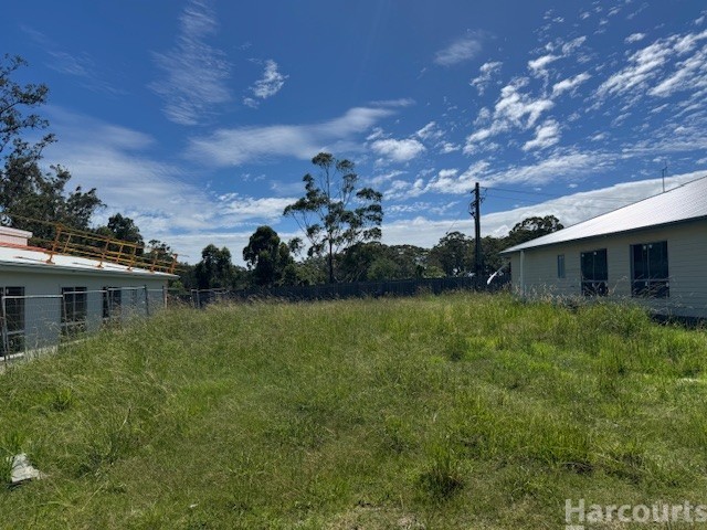 13 Wildwood Way, Thrumster, NSW 2444