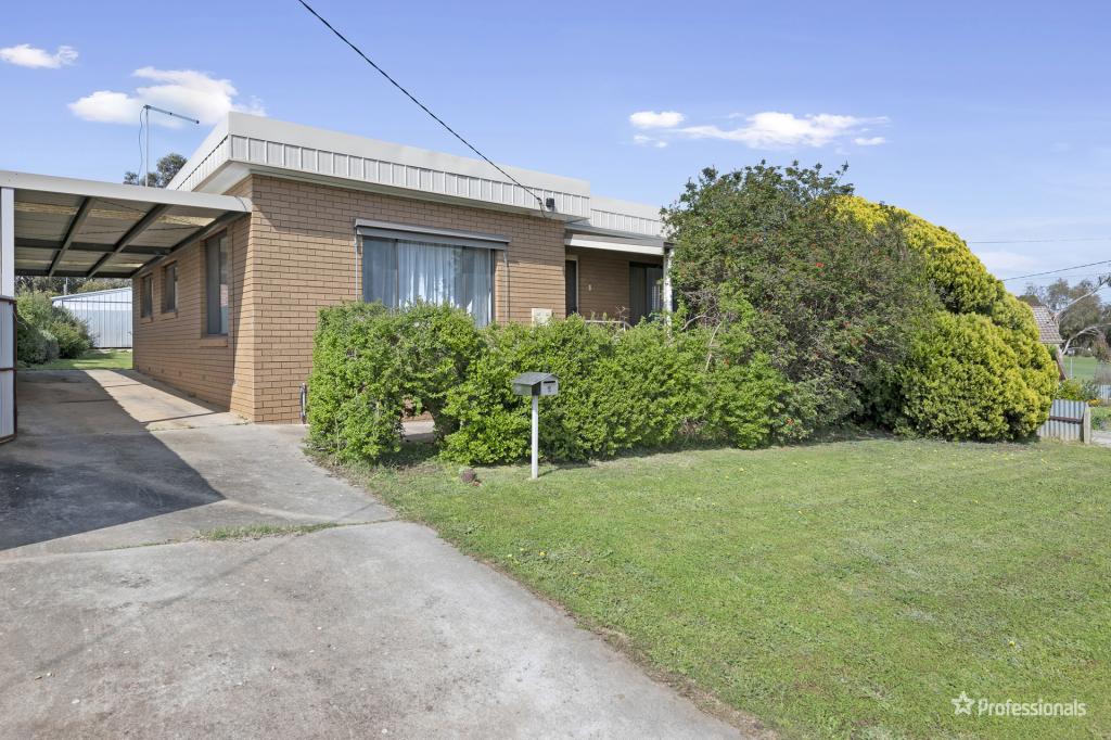 2 Hillview Ave, Maryborough, VIC 3465