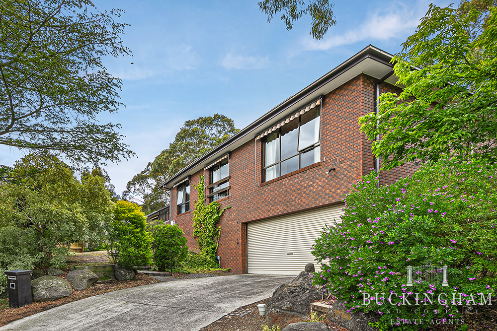 4 Mura Cl, Greensborough, VIC 3088