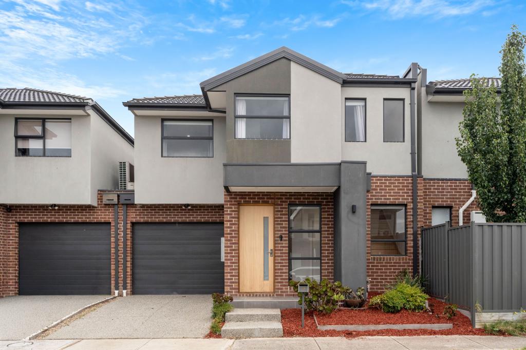 25 Adventure Cres, Roxburgh Park, VIC 3064