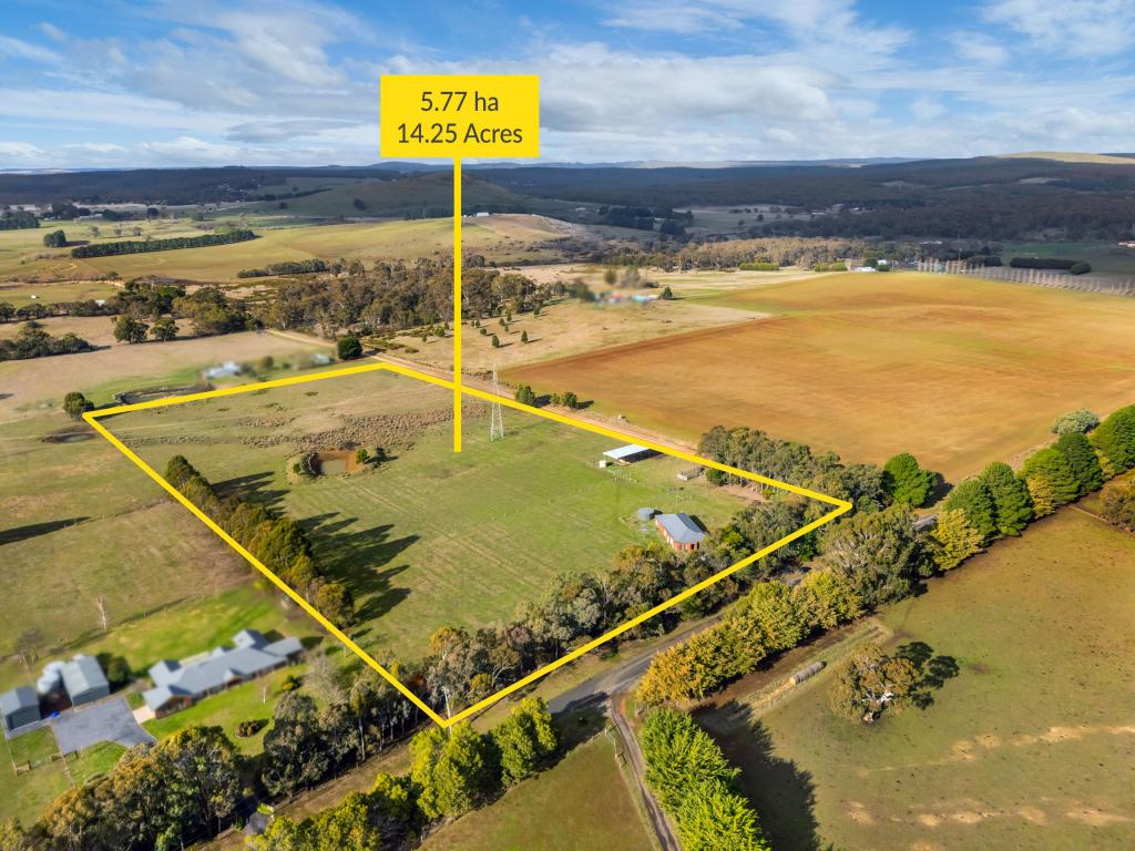 260 Blampied-Kooroocheang Rd, Blampied, VIC 3364